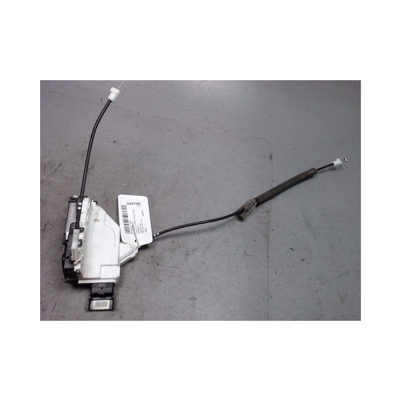 SERRURE PORTE AVANT DROIT PEUGEOT 3008 2009-