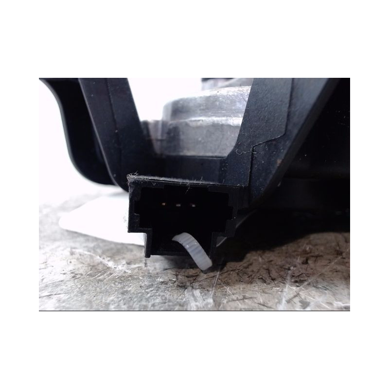 MOTEUR ESSUIE-GLACE ARRIERE RENAULT MEGANE III 2008-