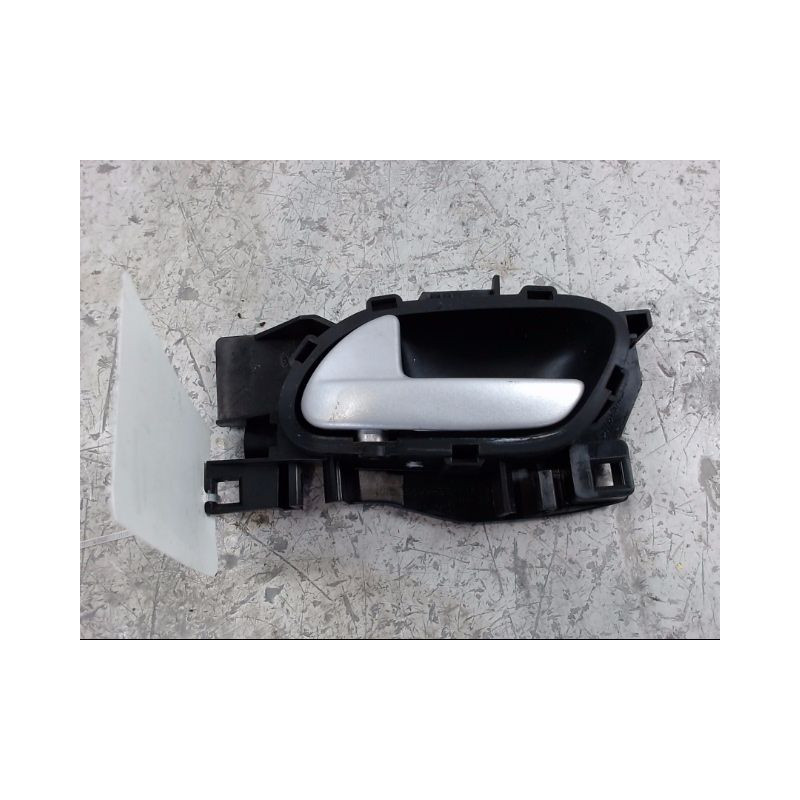 POIGNEE INTERIEURE PORTE AVANT GAUCHE PEUGEOT 207 2011-