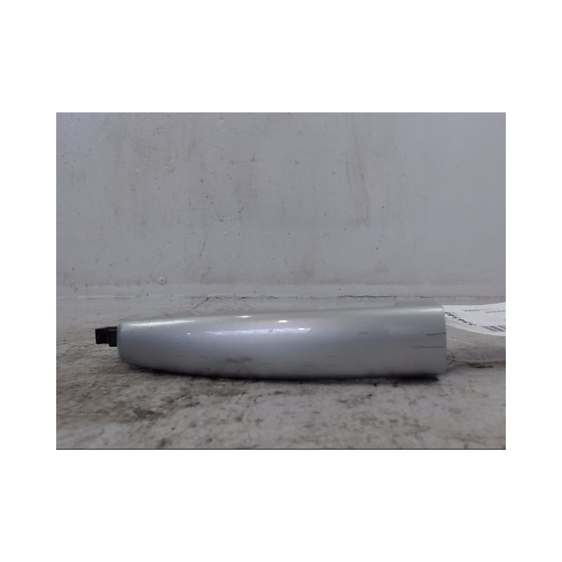 POIGNEE EXTERIEURE PORTE AVANT GAUCHE OPEL CORSA 2010-