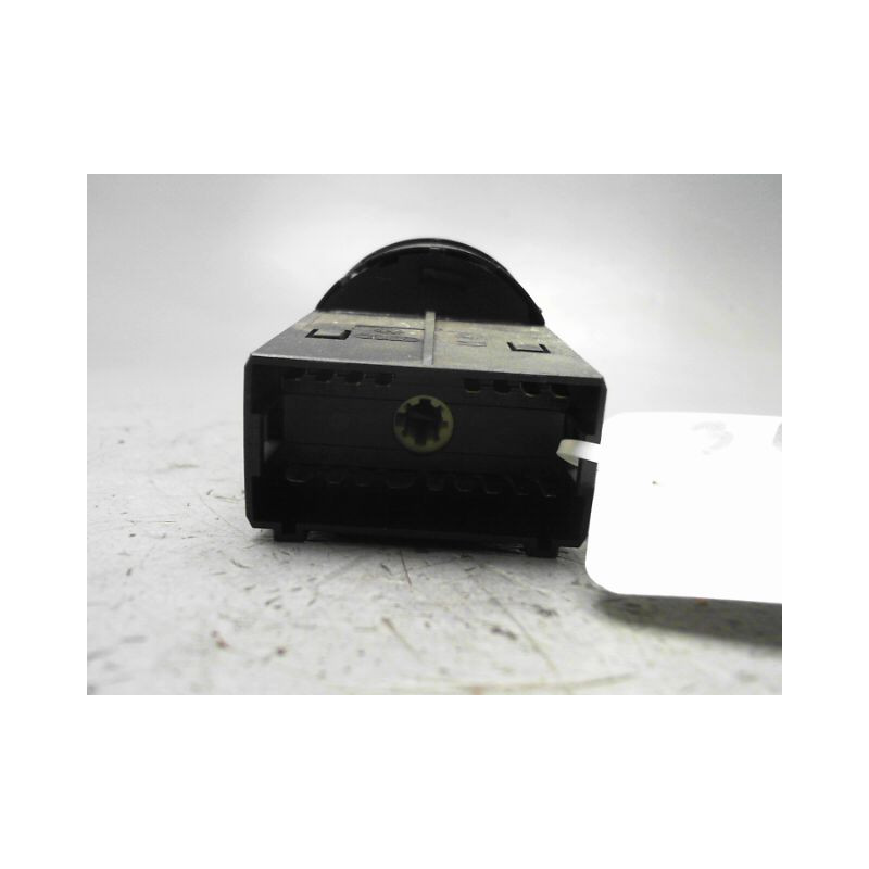 INTERIEUR COMMANDE PHARES VOLKSWAGEN POLO IV Phase 1 (9N) 2002-2005