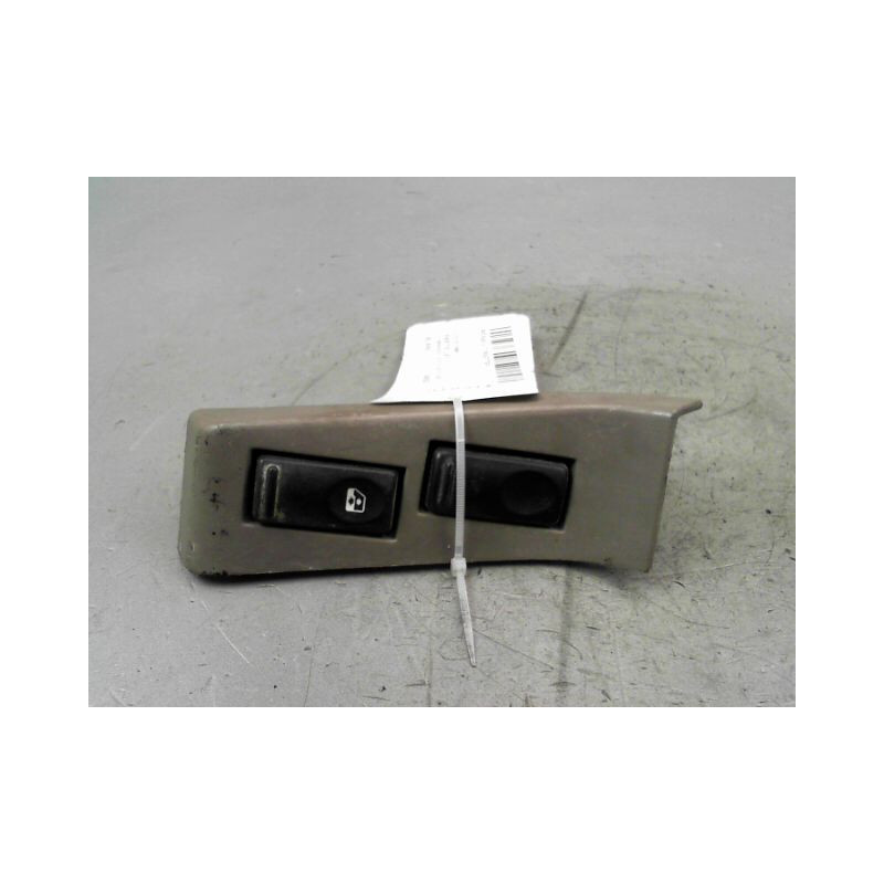 COMMANDE LEVE-GLACE PORTE AVD RENAULT MASTER FG I Phase 2 -3500- LONG SRLV 1989-1997