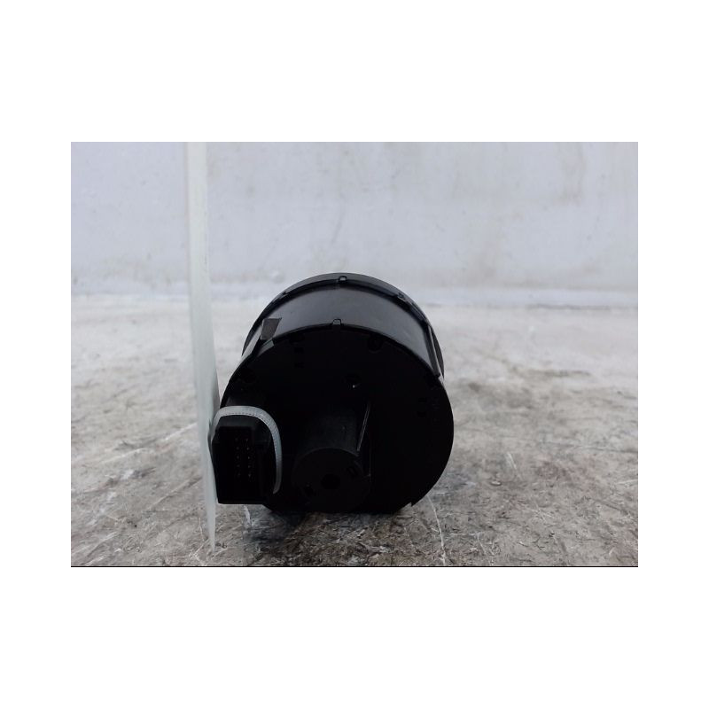 COMMANDE ECLAIRAGE VOLKSWAGEN TIGUAN 2009-
