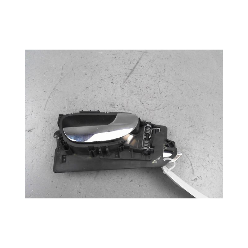 POIGNEE INTERIEURE PORTE AVANT DROIT PEUGEOT 307 SW Phase 1 2002-2005