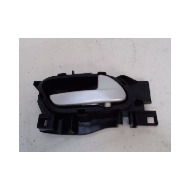 POIGNEE INTERIEURE PORTE AVANT DROIT PEUGEOT 207 3P