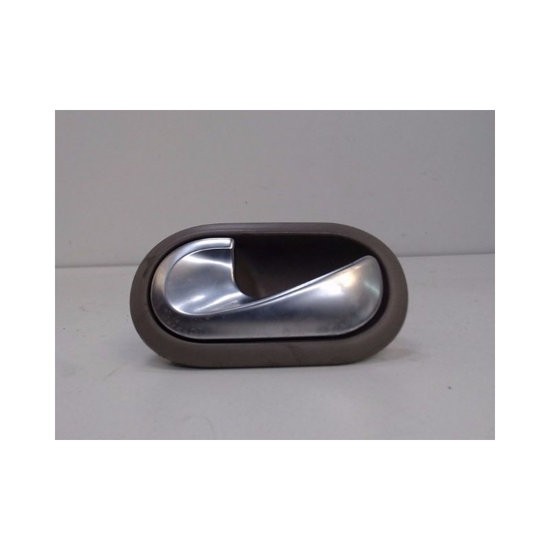 POIGNEE INTERIEURE PORTE AVANT GAUCHE RENAULT CLIO III 2005-