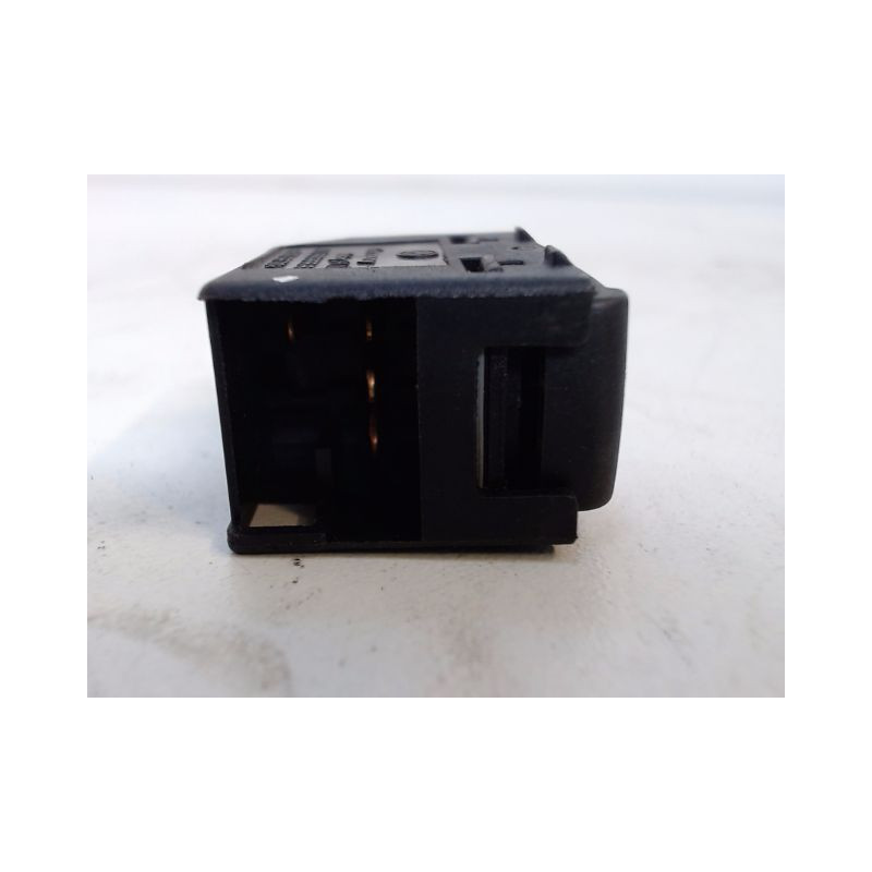 COMMANDE LEVE-GLACE PORTE ARD VOLKSWAGEN GOLF IV 98-2004