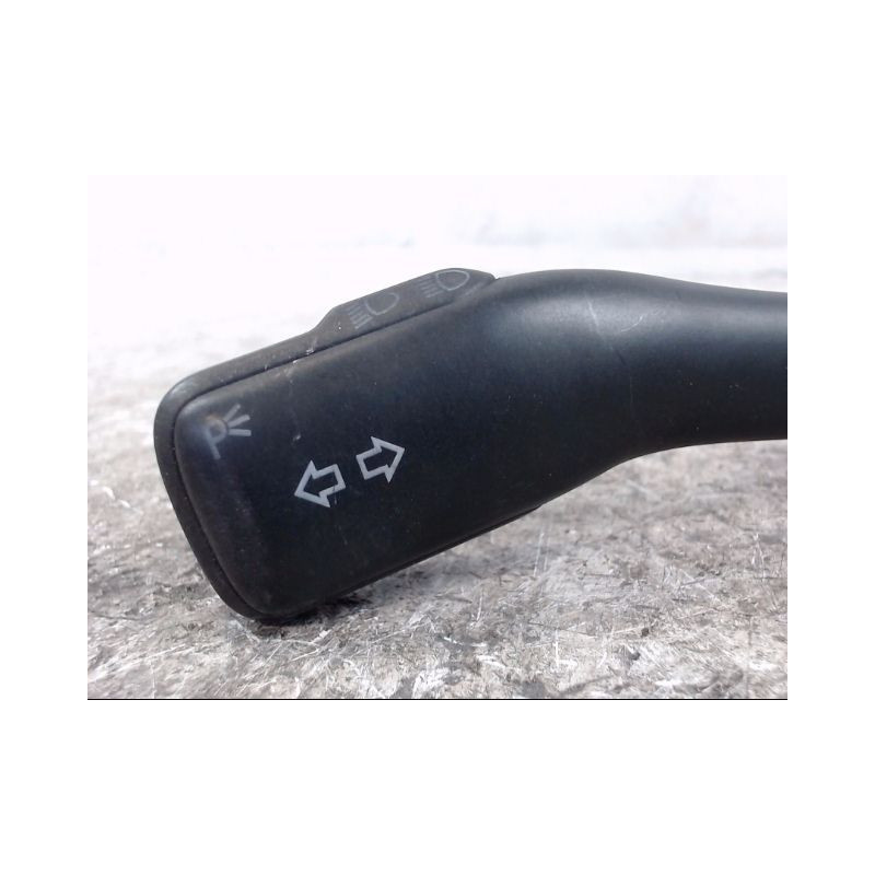 COMMANDE CLIGNOTANT VOLKSWAGEN PASSAT BREAK 00-05