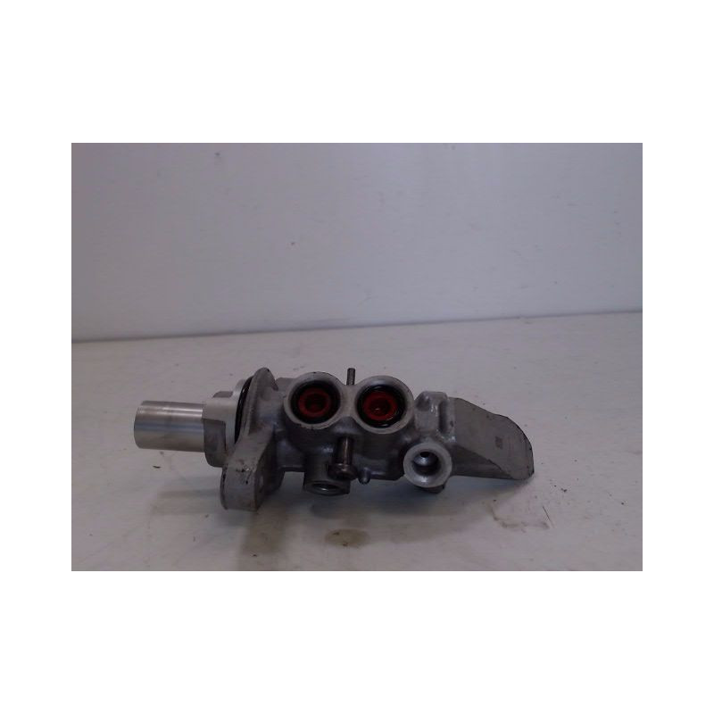 MAITRE CYLINDRE RENAULT MEGANE