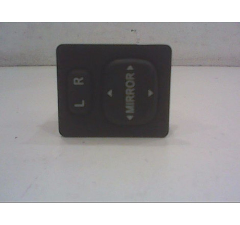 COMMANDE RETROVISSEUR EXT ELECTRIQUE