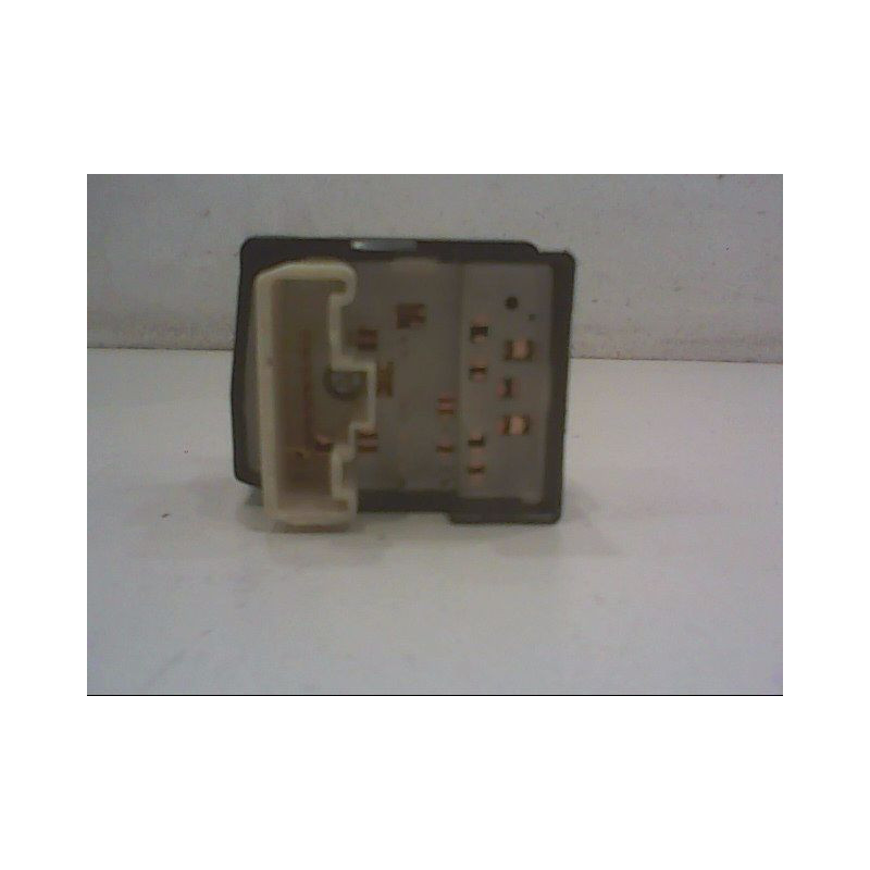 COMMANDE RETROVISSEUR EXTERIEUR ELECTRIQUE TOYOTA COROLLA VERSO 2007-