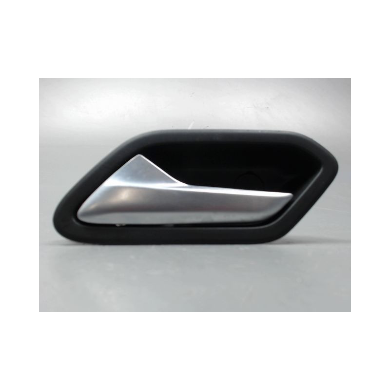 POIGNEE INTERIEURE PORTE AVANT GAUCHE DACIA DUSTER 2010-