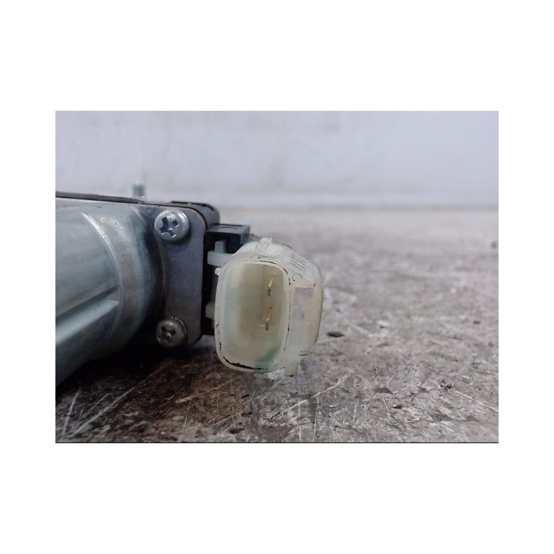 MECANISME+MOTEUR LEVE-GLACE AVANT DROIT HYUNDAI I20