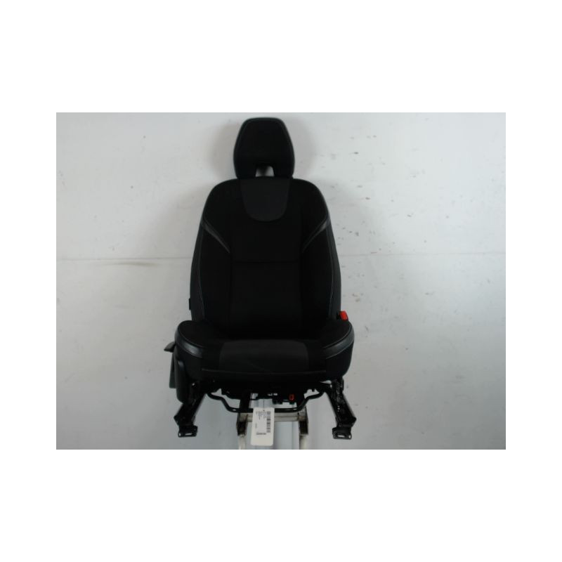SIEGE AVANT DROIT VOLVO V40 2000-