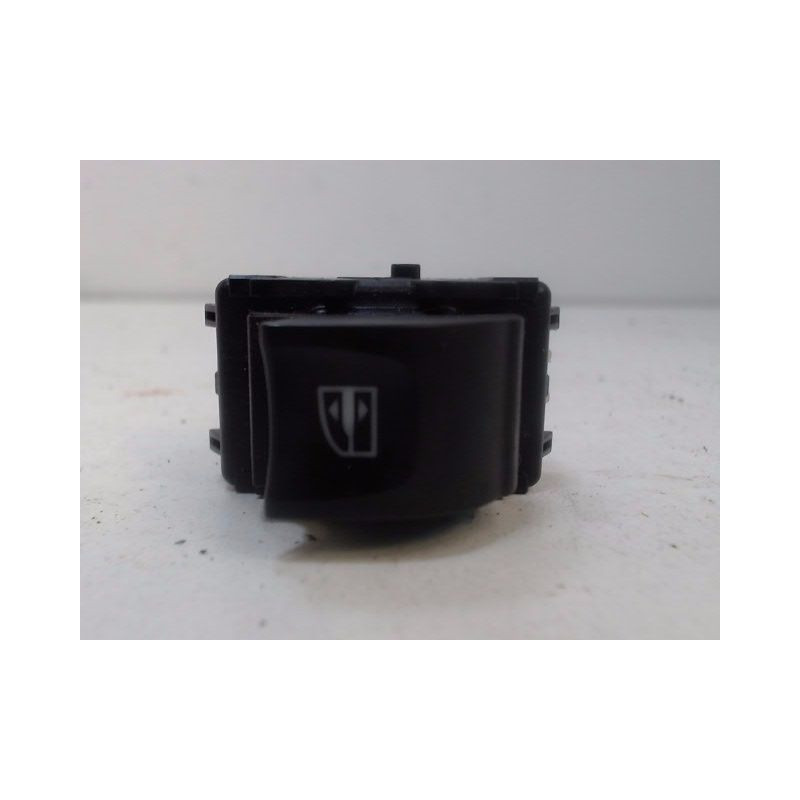 COMMANDE LEVE-GLACE PORTE AVD RENAULT CLIO