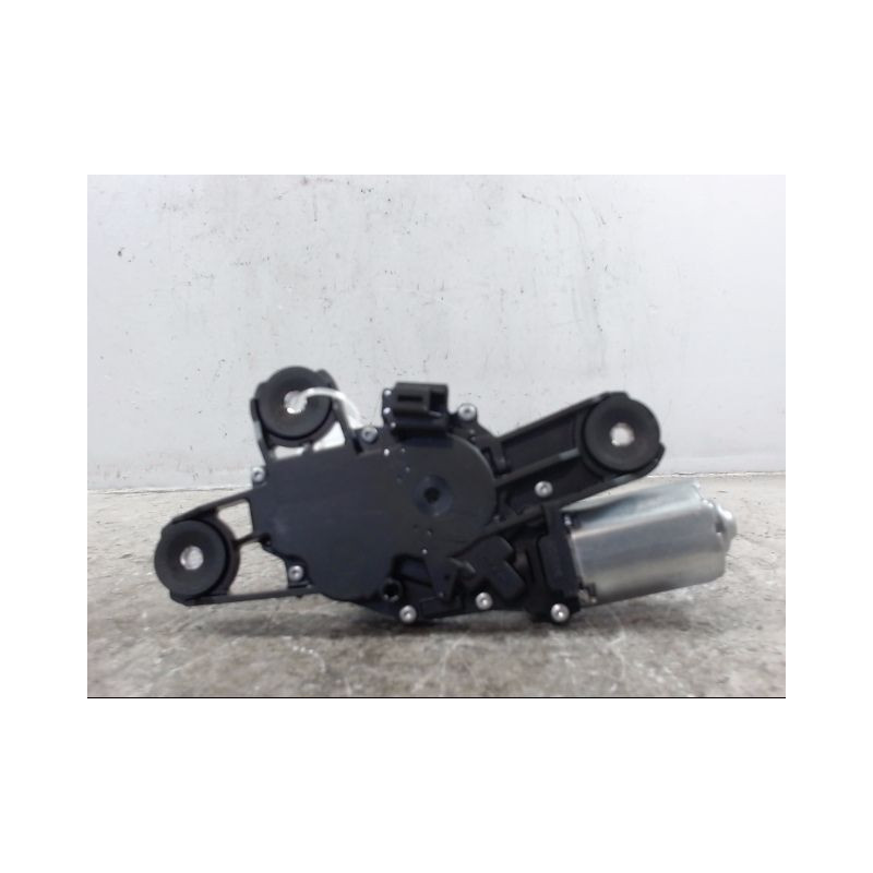 MOTEUR ESSUIE-GLACE ARRIERE FORD FIESTA 2010-