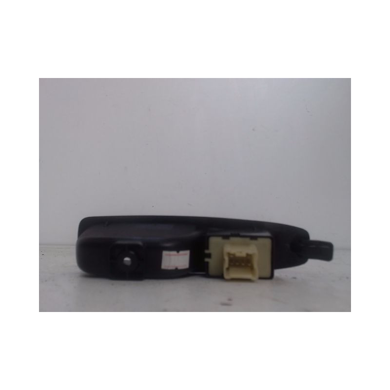 COMMANDE LEVE-GLACE PORTE ARD RENAULT CLIO