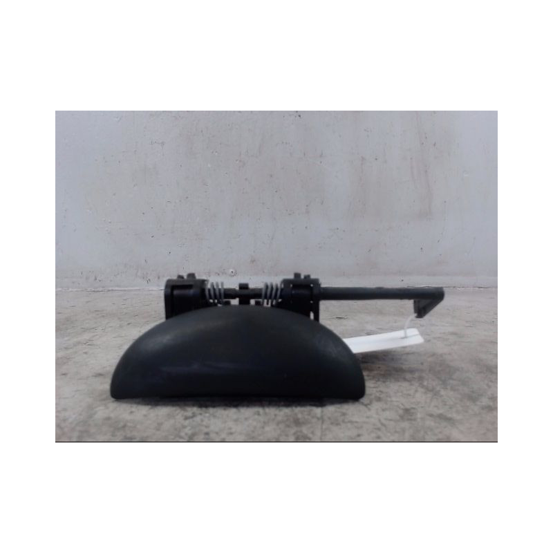 POIGNEE EXTERIEURE PORTE AVANT GAUCHE PEUGEOT 206+ 2009-
