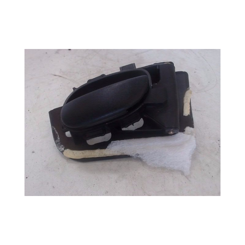 POIGNEE INTERIEURE PORTE AVANT DROIT PEUGEOT 206 5P