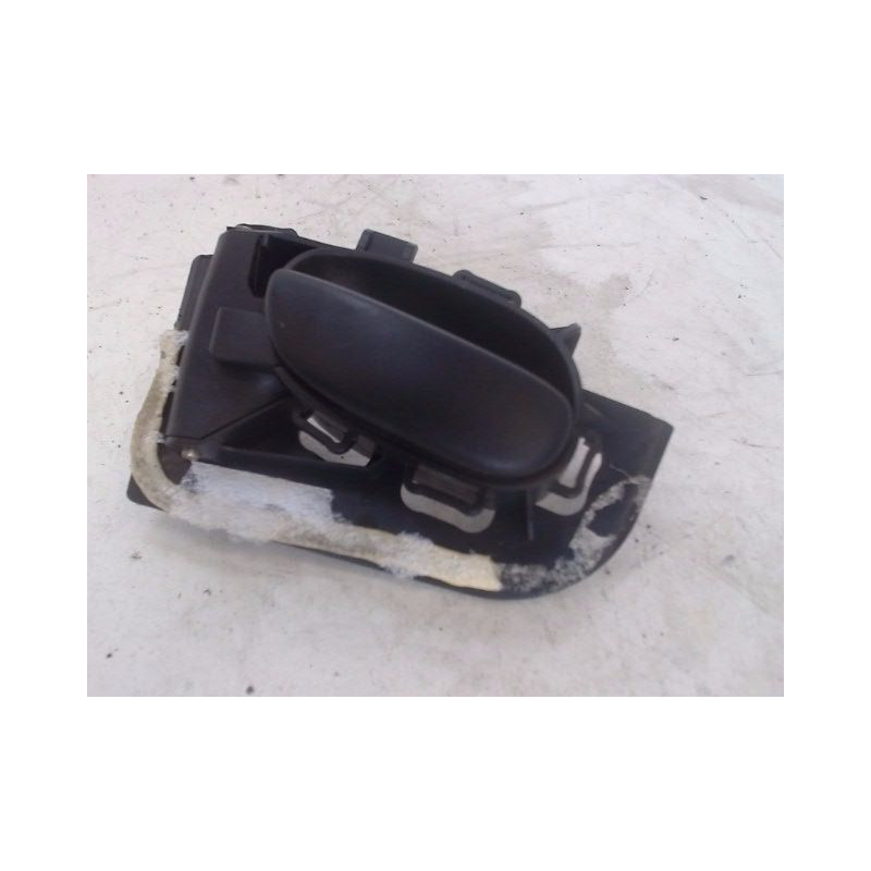 POIGNEE INTERIEURE PORTE AVANT GAUCHE PEUGEOT 206 5P