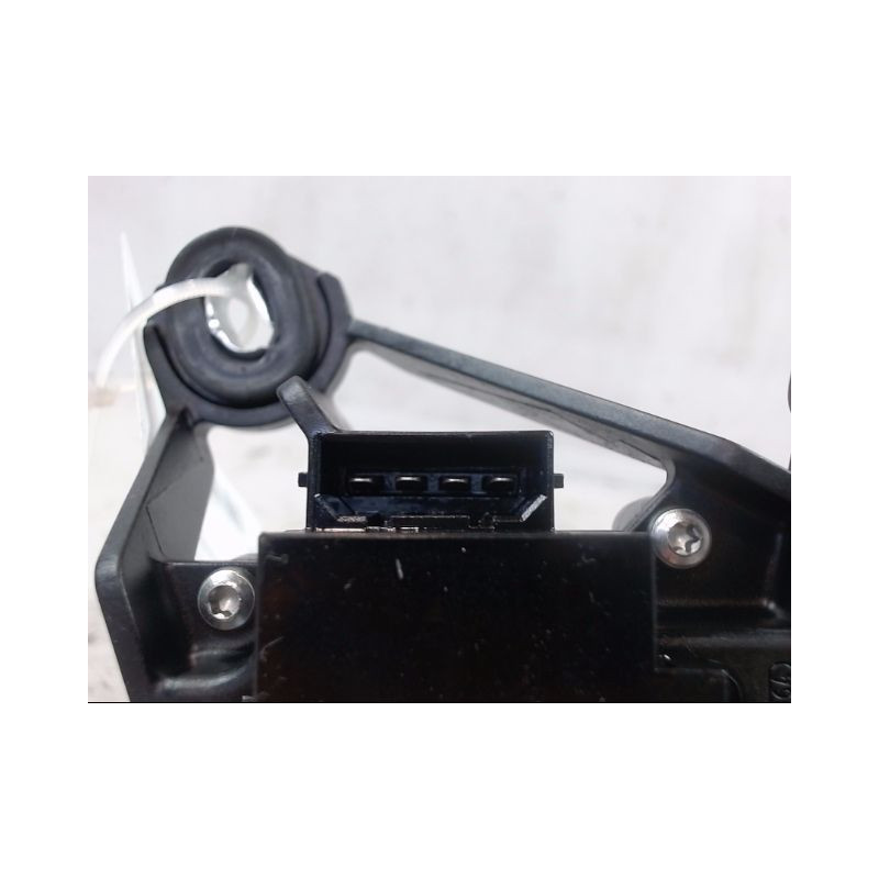 MOTEUR ESSUIE-GLACE ARRIERE VOLKSWAGEN FOX