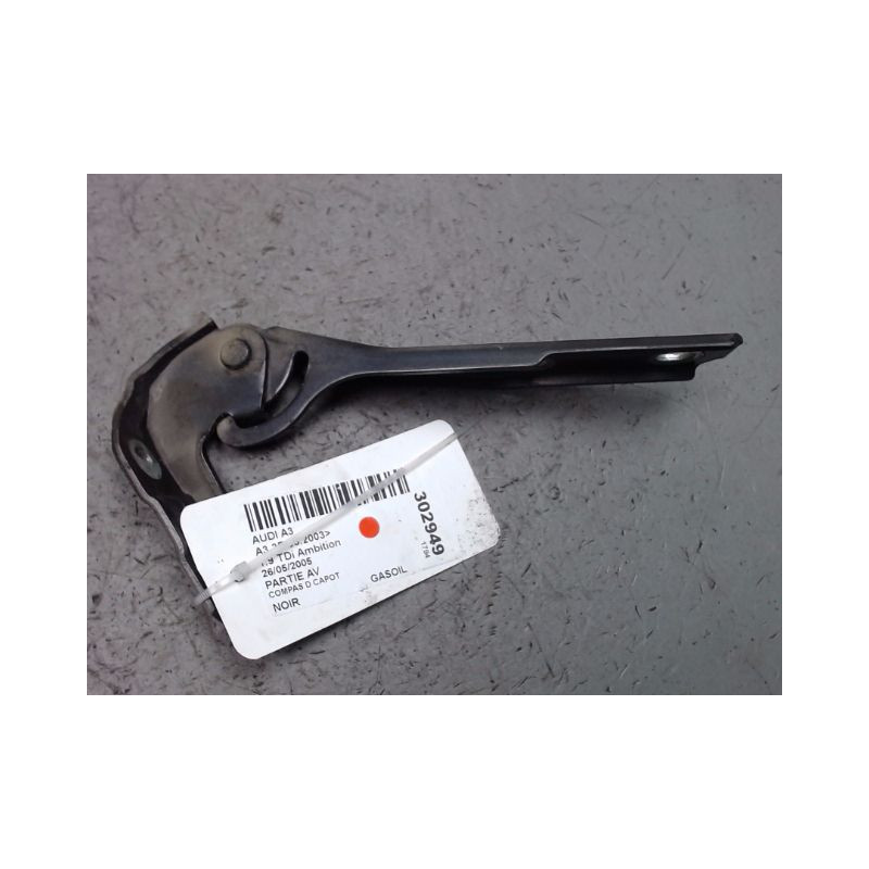 COMPAS DROIT CAPOT AUDI A3 2003-