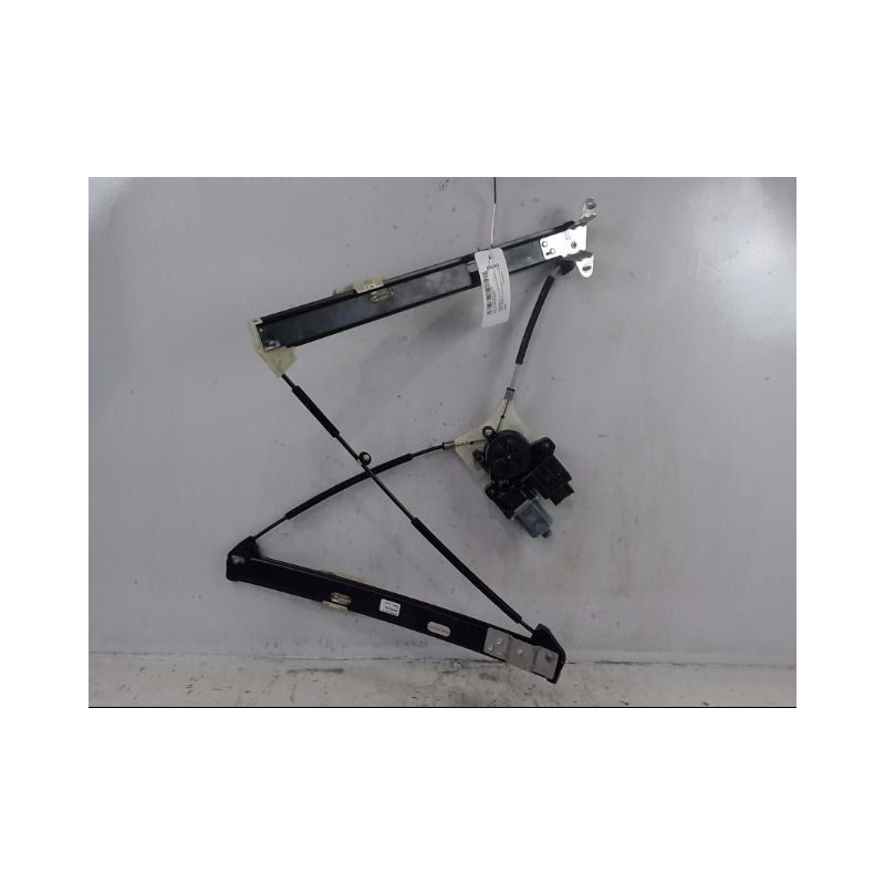 MECANISME+MOTEUR LEVE-GLACE AVANT GAUCHE VOLKSWAGEN POLO 2009-