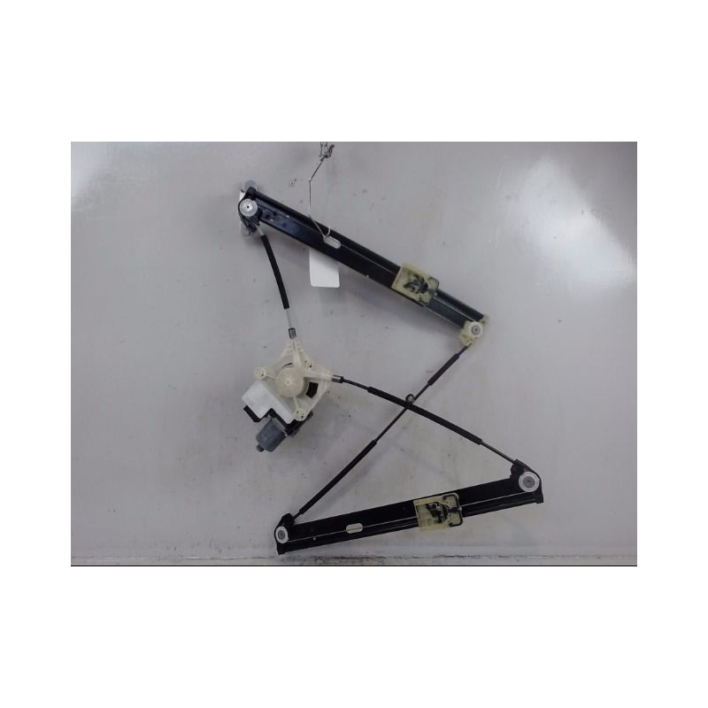 MECANISME+MOTEUR LEVE-GLACE AVANT GAUCHE VOLKSWAGEN POLO 2009-