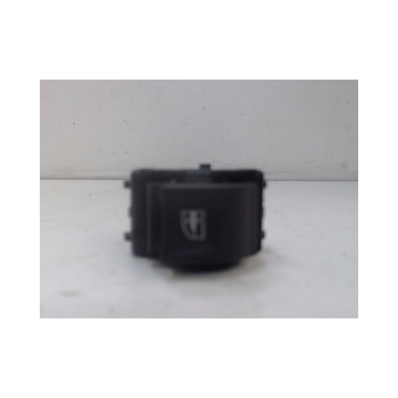 COMMANDE LEVE-GLACE PORTE AVD RENAULT TWINGO