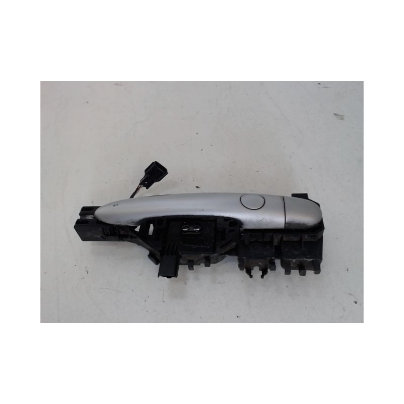 POIGNEE EXTERIEURE PORTE ARRIERE DROIT RENAULT MEGANE
