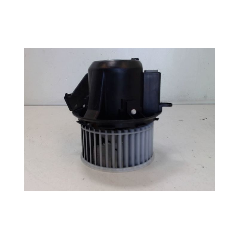 MOTEUR CHAUFFAGE RENAULT TWINGO