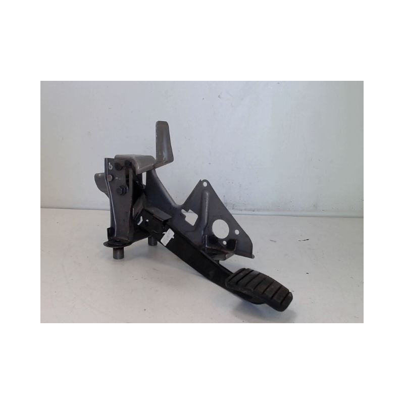 PEDALE DE FREIN RENAULT CLIO