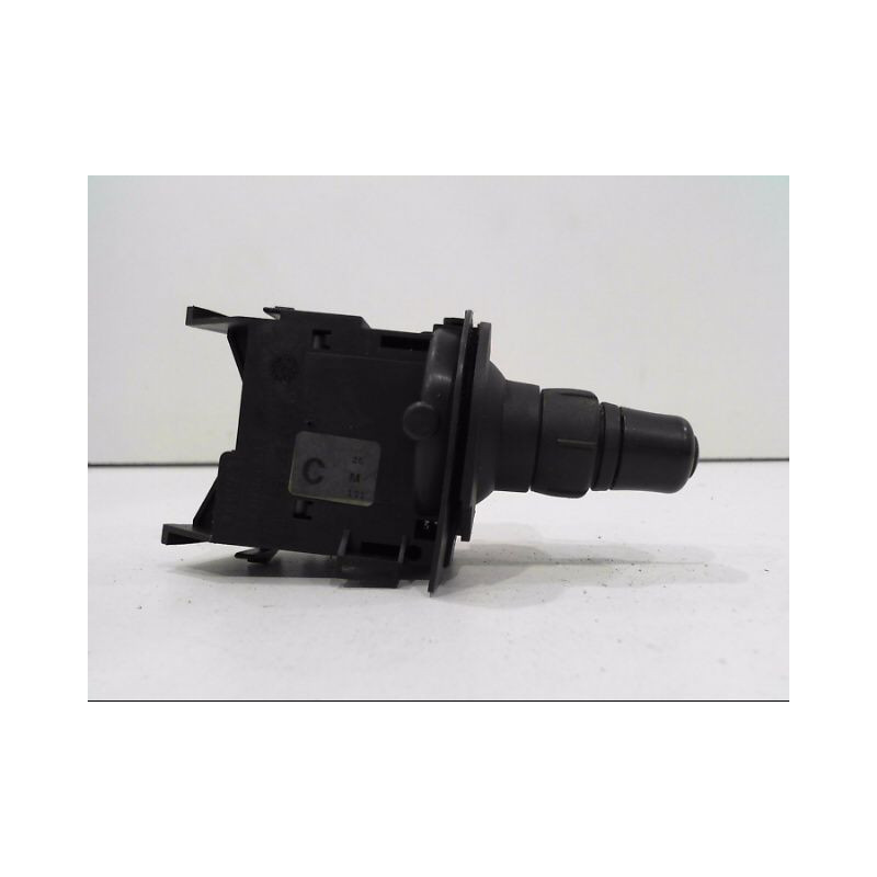 COMMANDE ECLAIRAGE RENAULT MEGANE