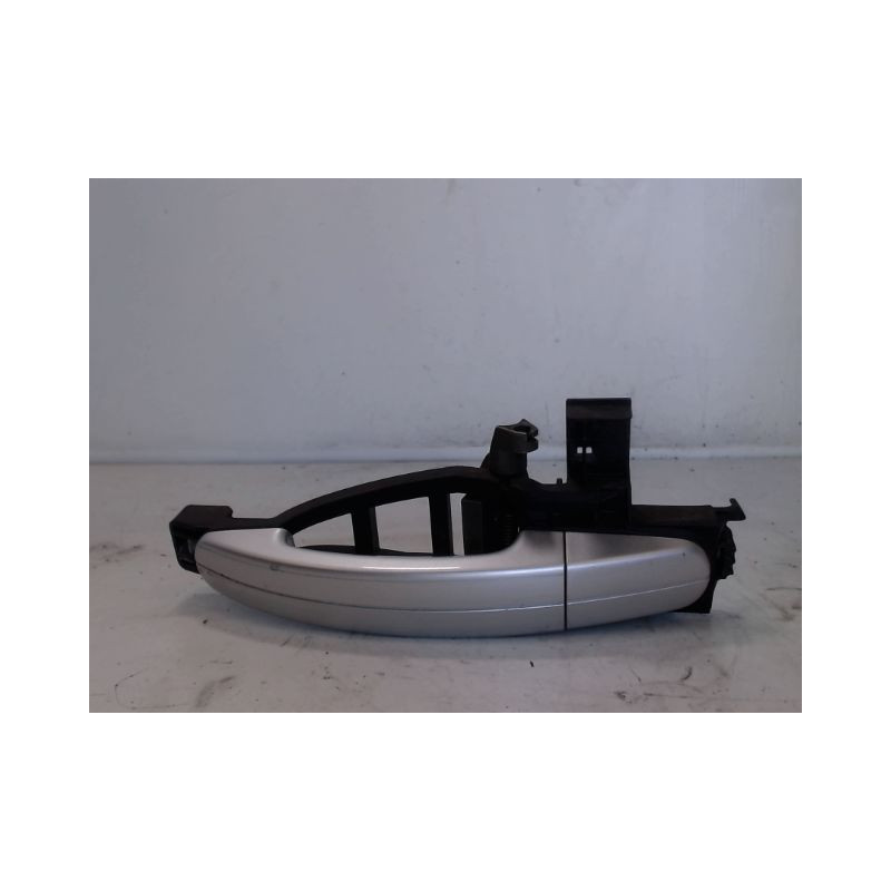 POIGNEE EXTERIEURE PORTE ARRIERE GAUCHE FORD FOCUS
