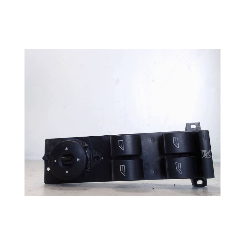 COMMANDE LEVE-GLACE PORTE AVG FORD FOCUS