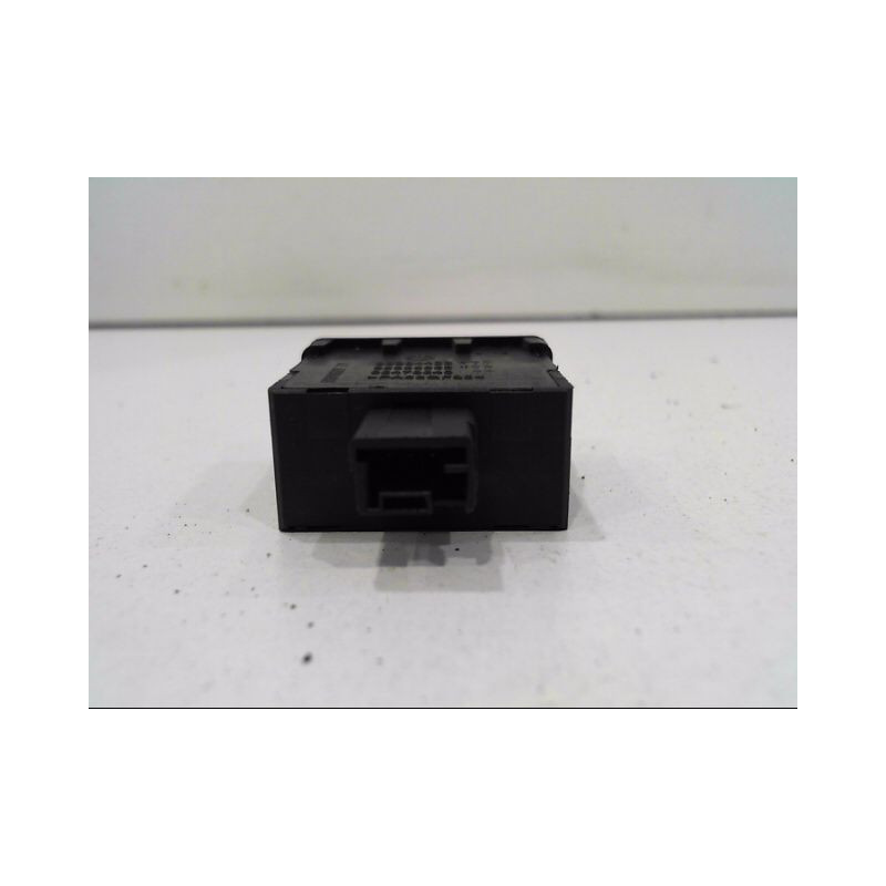INTERIEUR COMMANDE PHARES PEUGEOT 208