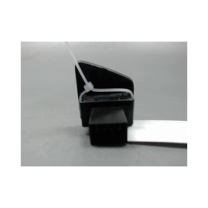 COMMANDE LEVE-GLACE PORTE AVG FIAT 500 2007-