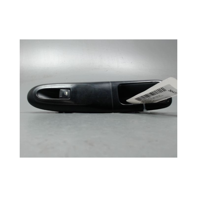COMMANDE LEVE-GLACE PORTE AVD PEUGEOT 406 BREAK 99-04