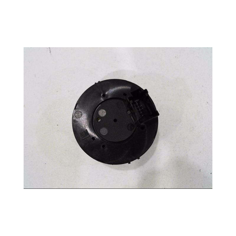 COMMANDE ECLAIRAGE OPEL CORSA
