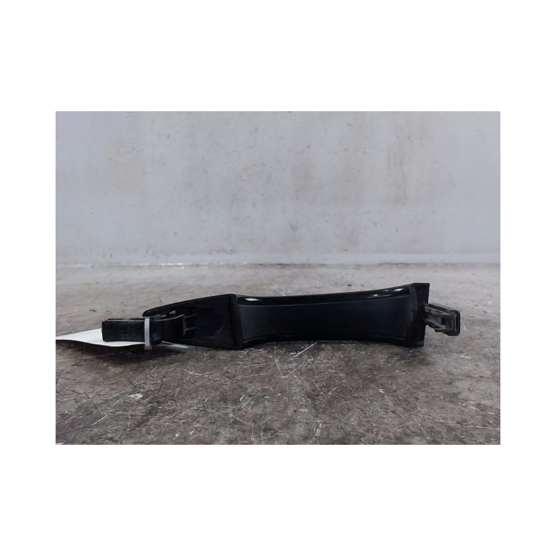 POIGNEE EXTERIEURE PORTE AVANT DROIT PEUGEOT 308 2011-