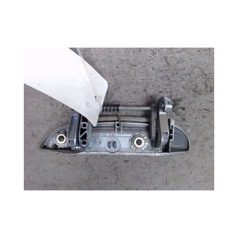 POIGNEE EXTERIEURE PORTE AVANT DROIT RENAULT CLIO II PH.2 01-06