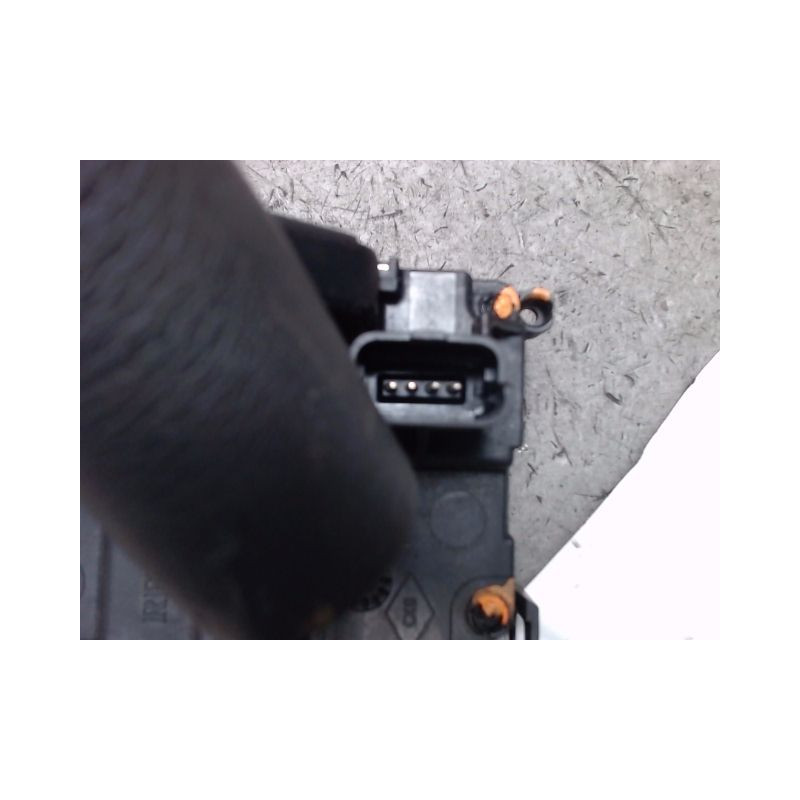 SERRURE PORTE AVANT DROIT RENAULT MEGANE III 2008-