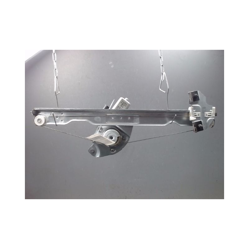 MECANISME+MOTEUR LEVE-GLACE AVANT DROIT DACIA DUSTER 2010-