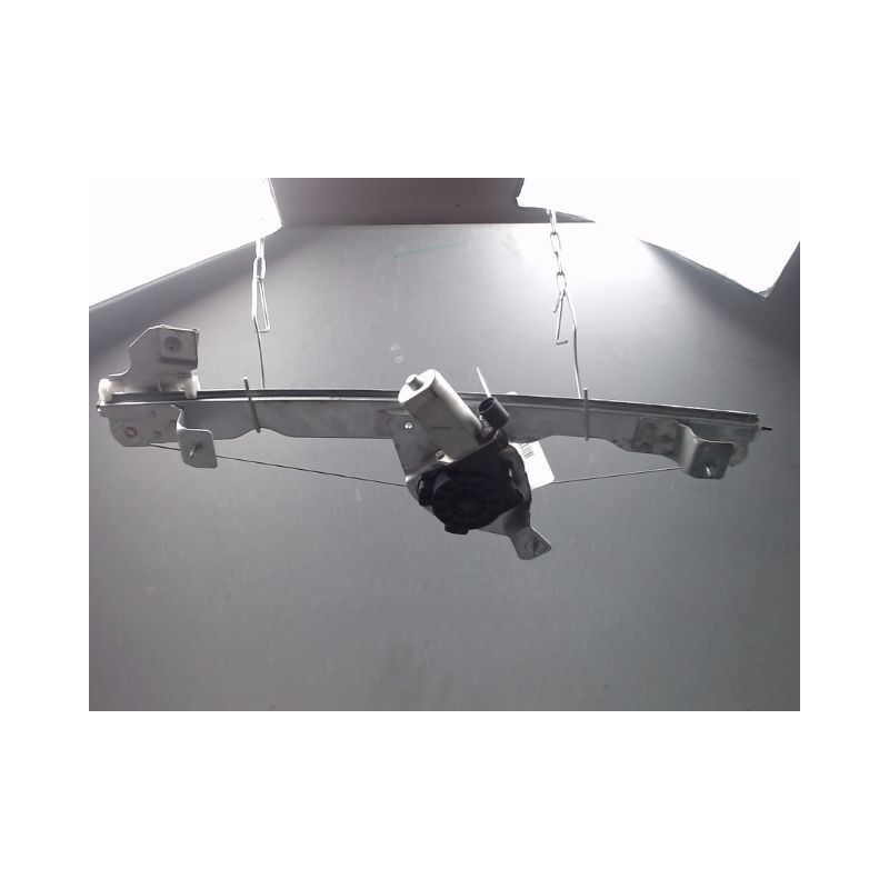 MECANISME+MOTEUR LEVE-GLACE AVANT DROIT DACIA DUSTER 2010-