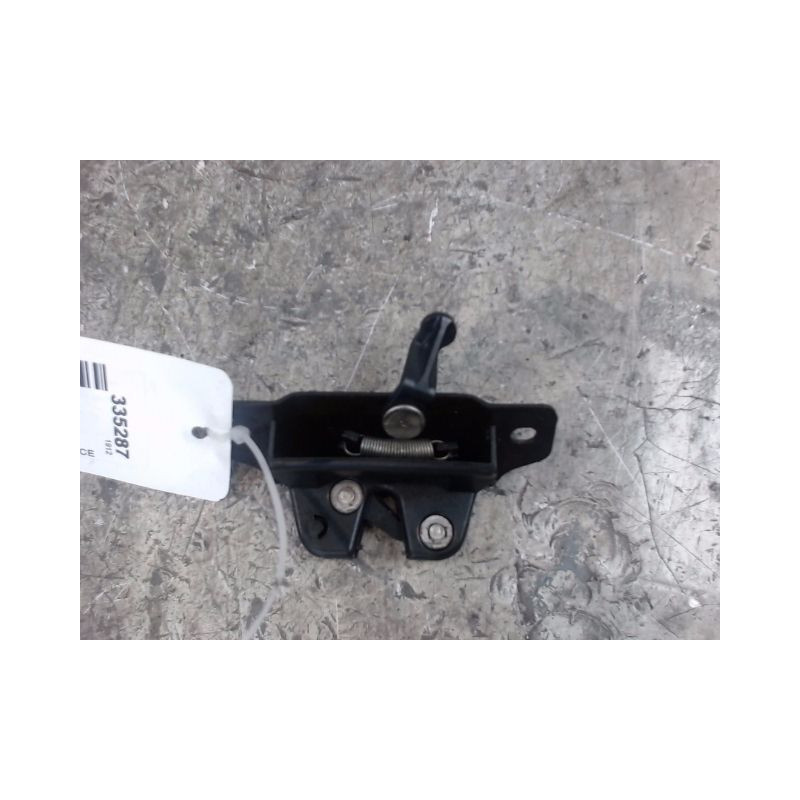 SERRURE HAYON  PEUGEOT 106 96-2003