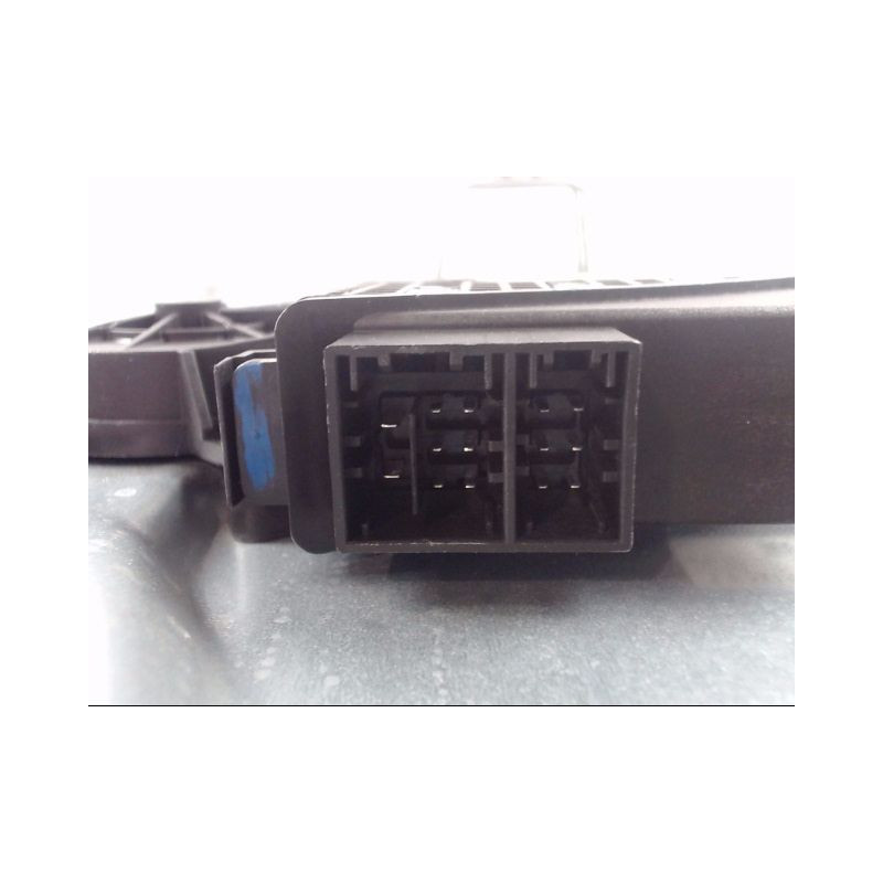 MECANISME+MOTEUR LEVE-GLACE ARRIERE DROIT VOLKSWAGEN POLO 2005-