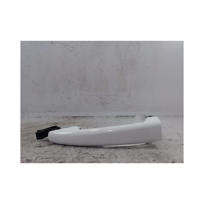 POIGNEE EXTERIEURE PORTE ARRIERE DROIT PEUGEOT 208