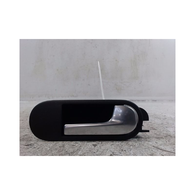 POIGNEE INTERIEURE PORTE AVANT DROIT VOLKSWAGEN GOLF V PLUS 2005-