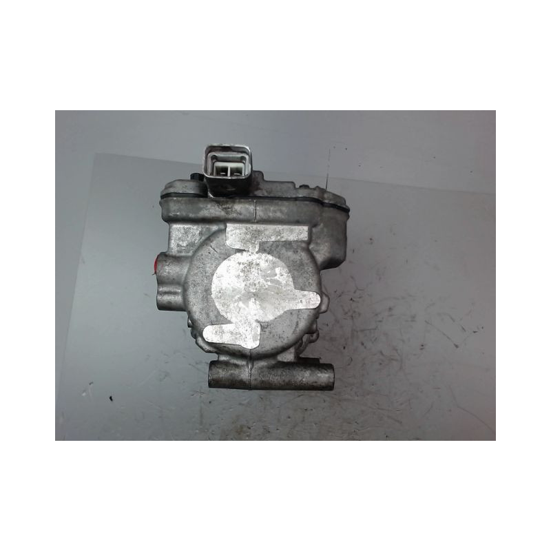 COMPRESSEUR AIR CONDITIONNE TOYOTA YARIS II Phase 2 2009-2011