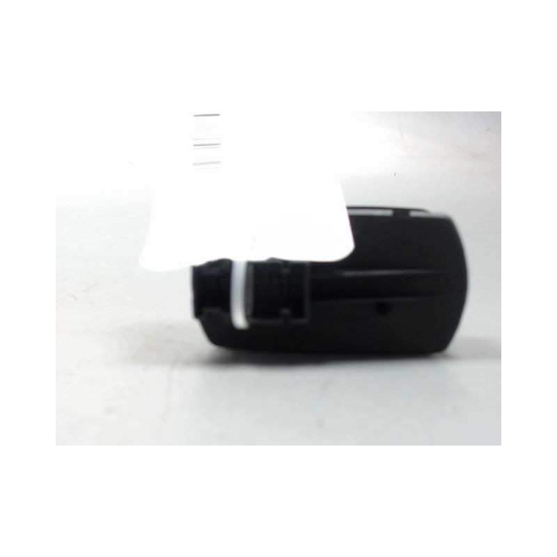 COMMANDE LEVE-GLACE PORTE AVG OPEL CORSA 06-09